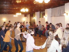 A nagyberegi líceum és a Baár-Madas diákjainak közös táncestje