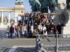 A csoport a Hősök terén