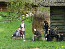 A csoport egy része az ungvári skanzenben