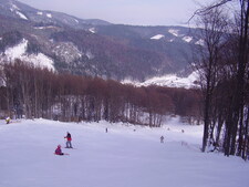 Kilátás a sípályáról