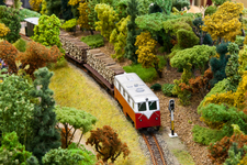 Kudar György gondnok-műszaki vezető–Varga Mátyás (10. b)–Varga Zsombor (11. c): A Gyermekvasút…