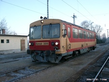 Környe; Bz 305