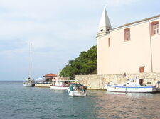 OLYMPUS DIGITAL CAMERA         